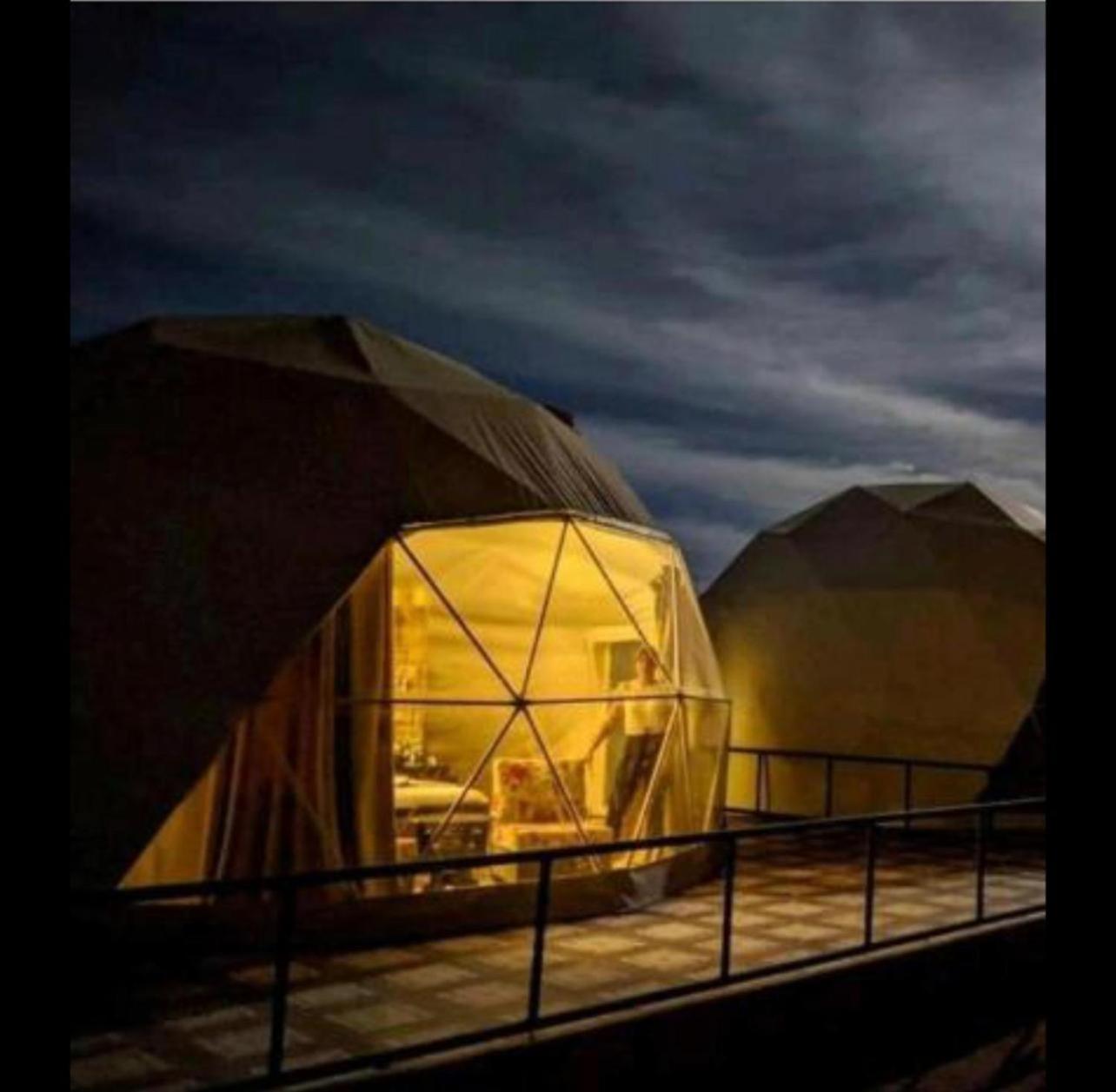 Hotel Wadi Rum Caeser Camp Esterno foto