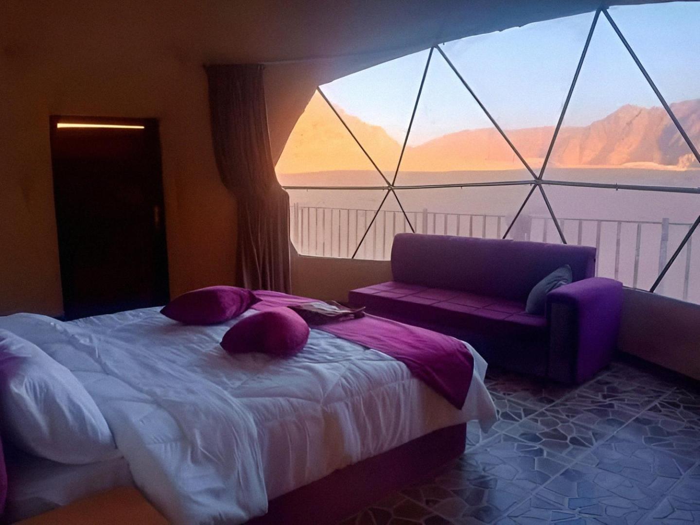 Hotel Wadi Rum Caeser Camp Esterno foto