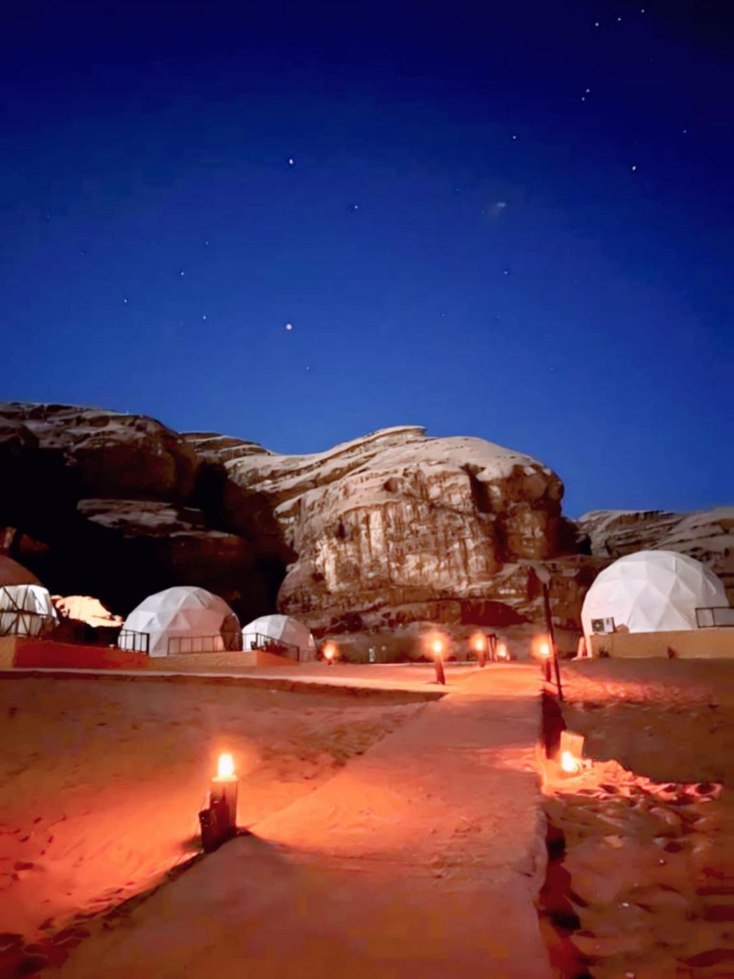 Hotel Wadi Rum Caeser Camp Esterno foto